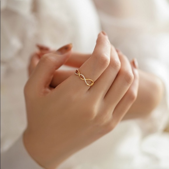 Ring - Picture 2 of 3